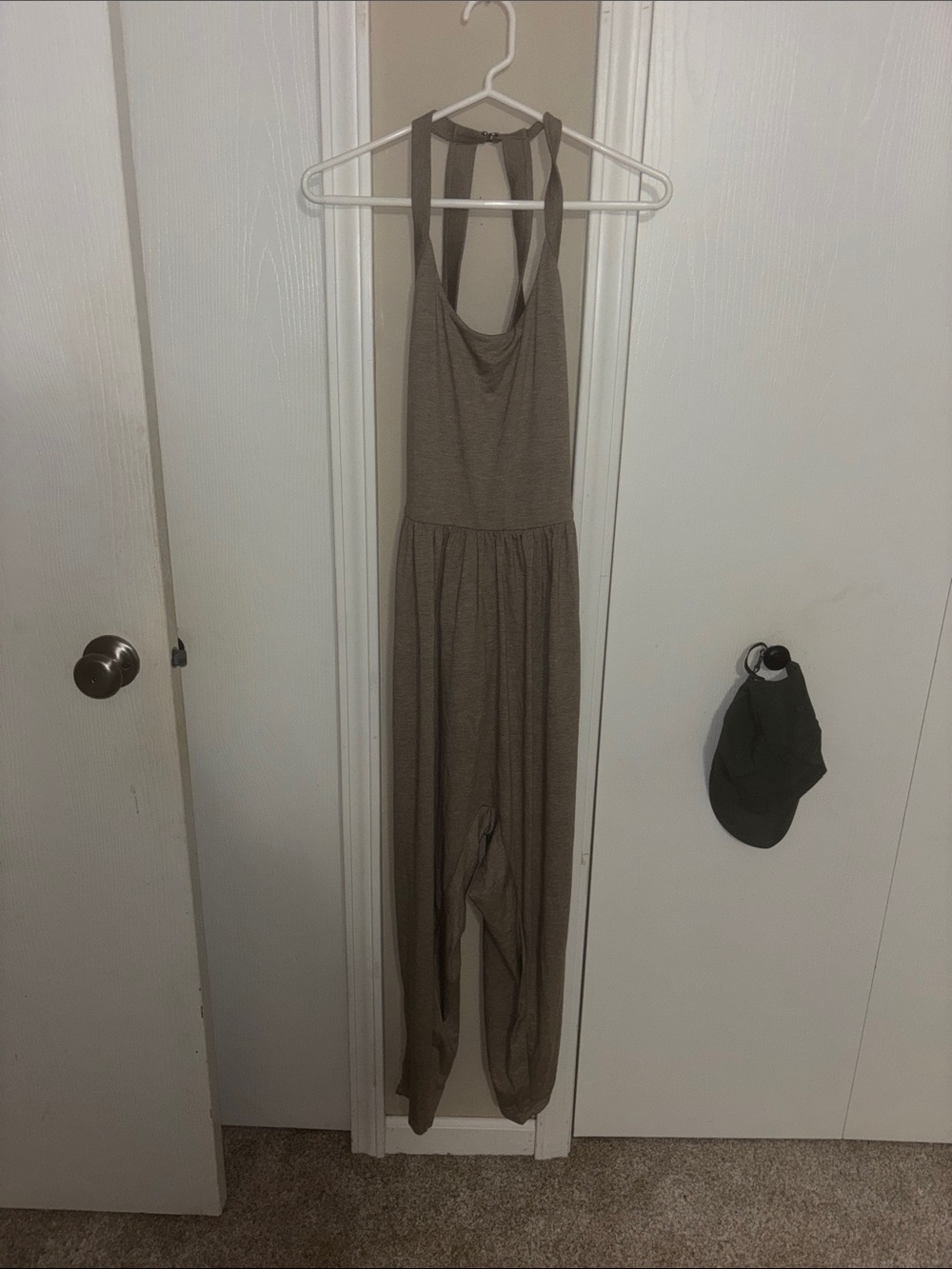 HALARA Taupe Sleeveless Ankle-Length Jumpsuit